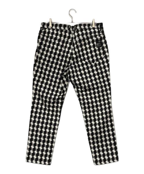 MASTER BUNNY EDITION（マスターバニーエディション）MASTER BUNNY EDITION (マスターバニーエディション) ゴルフウェア(パンツ) ブラック×ホワイト サイズ:7の古着・服飾アイテム