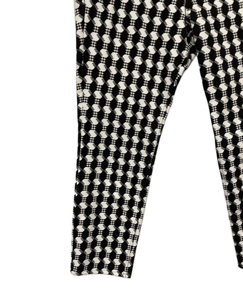 MASTER BUNNY EDITION（マスターバニーエディション）MASTER BUNNY EDITION (マスターバニーエディション) ゴルフウェア(パンツ) ブラック×ホワイト サイズ:7の古着・服飾アイテム