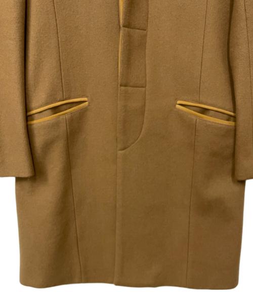 ISAMU KATAYAMA BACKLASH（イサムカタヤマ・バックラッシュ）ISAMU KATAYAMA BACKLASH (イサムカタヤマ・バックラッシュ) チェスターコート キャメル サイズ:Sの古着・服飾アイテム
