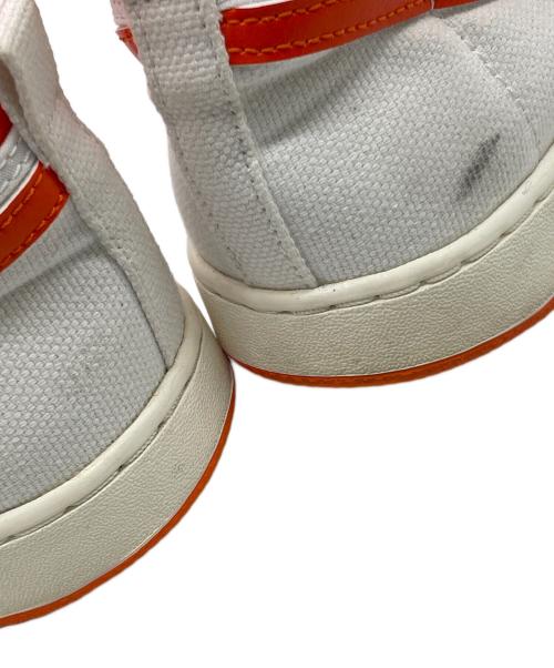 NIKE（ナイキ）NIKE (ナイキ) ハイカットスニーカー オレンジ サイズ:27.5の古着・服飾アイテム