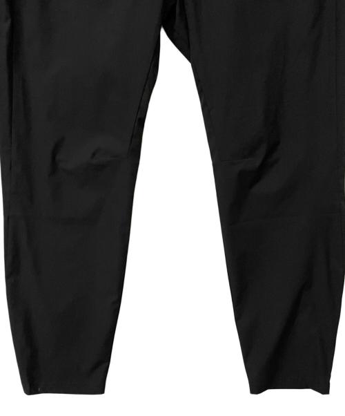 F.C.R.B.（エフシーレアルブリストル）F.C.R.B. (エフシーレアルブリストル) STRETCH LIGHT WEIGHT TAPERED EASY PANTS ブラック サイズ:XLの古着・服飾アイテム
