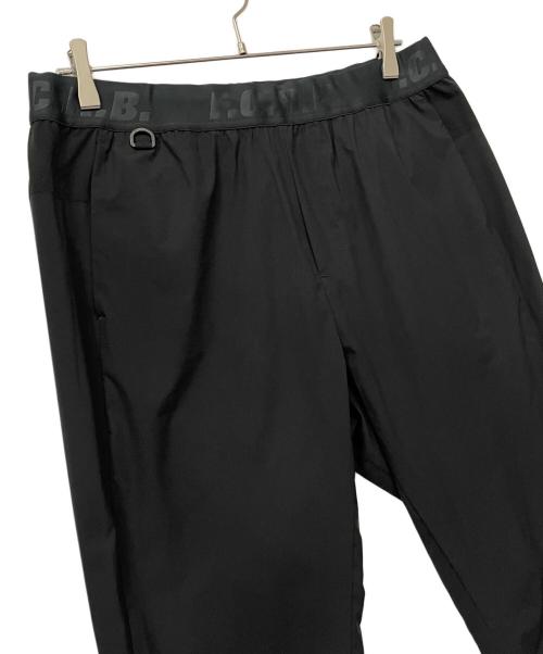 F.C.R.B.（エフシーレアルブリストル）F.C.R.B. (エフシーレアルブリストル) STRETCH LIGHT WEIGHT TAPERED EASY PANTS ブラック サイズ:XLの古着・服飾アイテム