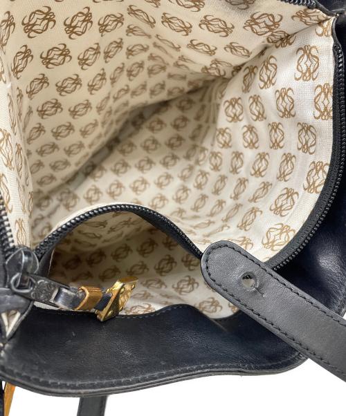 LOEWE（ロエベ）LOEWE (ロエベ) ショルダーバッグ ブラックの古着・服飾アイテム