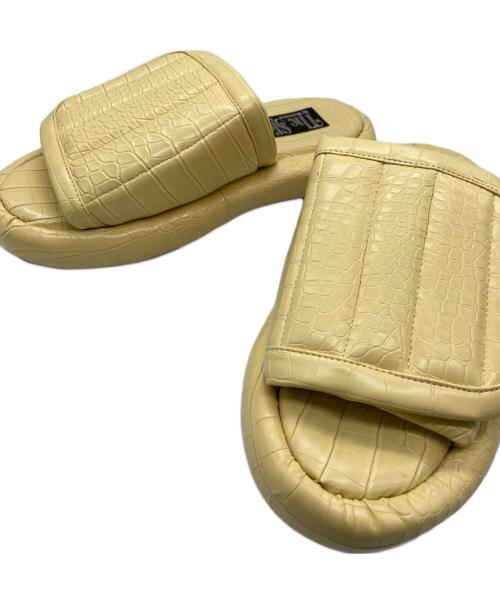 NATASHA ZINKO（ナターシャジンコ）NATASHA ZINKO (ナターシャジンコ) サンダル クリーム サイズ:XLの古着・服飾アイテム