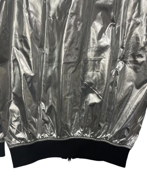 PEARLY GATES（パーリーゲイツ）PEARLY GATES (パーリーゲイツ) ゴルフウェア(トップス) シルバー サイズ:5の古着・服飾アイテム