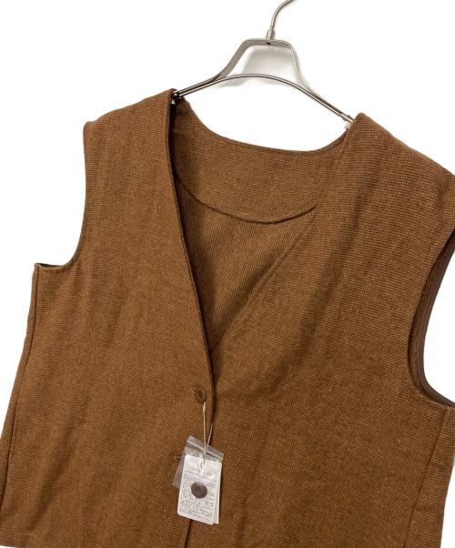 OLLUN（オルン）OLLUN (オルン) ベスト ブラウン サイズ:Free 未使用品の古着・服飾アイテム