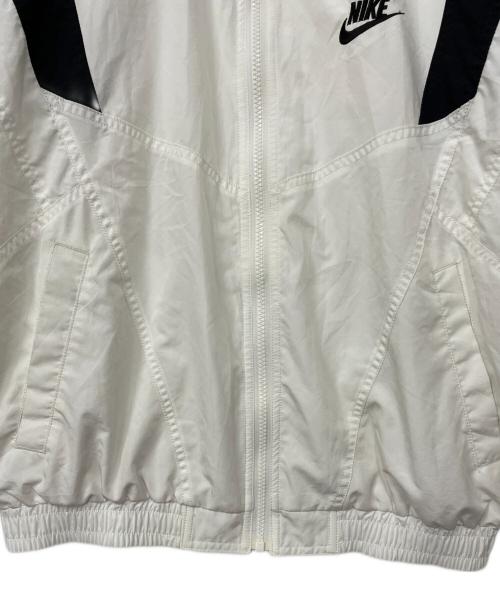 NIKE（ナイキ）NIKE (ナイキ) ジャケット ホワイト サイズ:Mの古着・服飾アイテム
