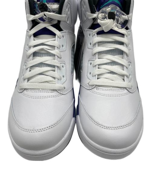 NIKE（ナイキ）NIKE (ナイキ) スニーカー ホワイト サイズ:28 未使用品の古着・服飾アイテム