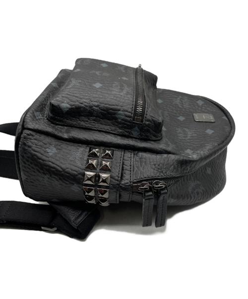 MCM（エムシーエム）MCM (エムシーエム) リュック ブラックの古着・服飾アイテム