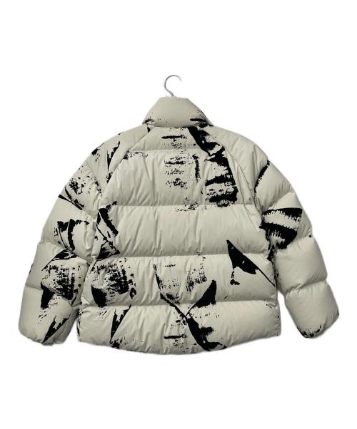 Y-3（ワイスリー）Y-3 (ワイスリー) グラフィック パデッドジャケット ライトグレー サイズ:XSの古着・服飾アイテム