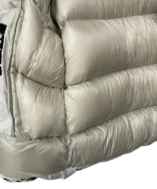 Y-3（ワイスリー）Y-3 (ワイスリー) グラフィック パデッドジャケット ライトグレー サイズ:XSの古着・服飾アイテム