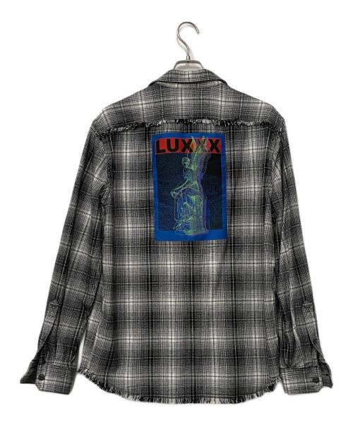 DIESEL（ディーゼル）DIESEL (ディーゼル) バックプリントシャツ ブラック×ホワイト サイズ:不明の古着・服飾アイテム