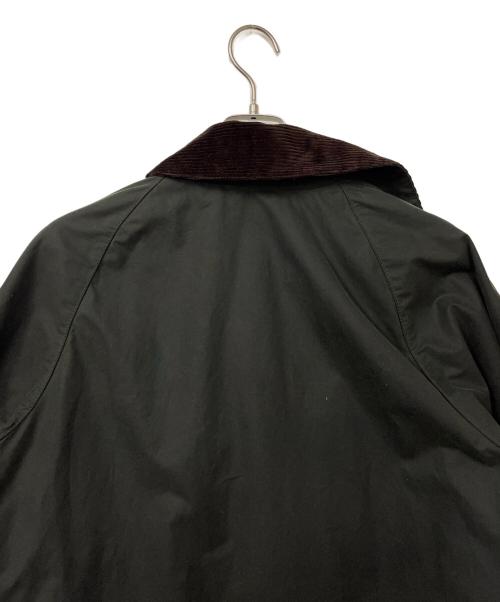 Barbour（バブアー）Barbour (バブアー) ショート丈オイルドジャケット オリーブ サイズ:Lの古着・服飾アイテム