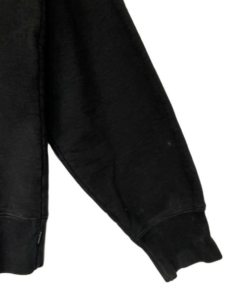 SUPREME（シュプリーム）SUPREME (シュプリーム) プルオーバーパーカー ブラック×ホワイト サイズ:Mの古着・服飾アイテム