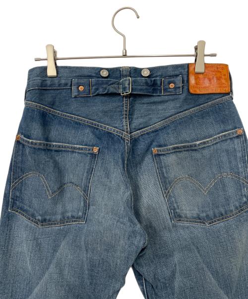 LEVI'S（リーバイス）LEVI'S (リーバイス) シンチバックデニムパンツ サイズ:32の古着・服飾アイテム