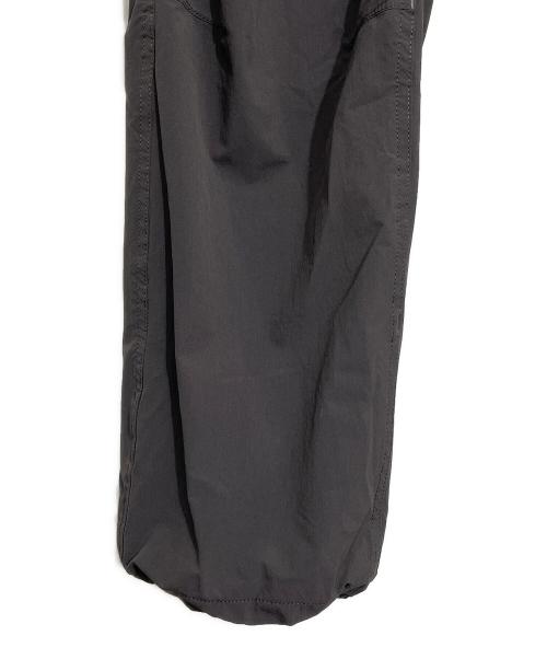 MARMOT（マーモット）MARMOT (マーモット) トレッキングボトム(ロング) グレー×レッド サイズ:Mの古着・服飾アイテム
