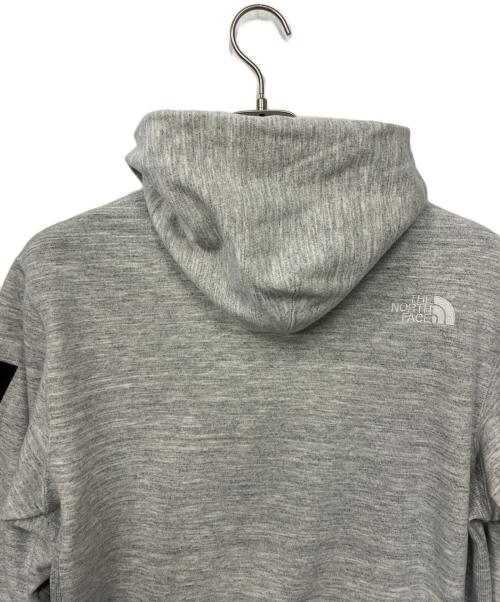 THE NORTH FACE（ザ ノース フェイス）THE NORTH FACE (ザ ノース フェイス) プルオーバーパーカー ライトグレー サイズ:Sの古着・服飾アイテム