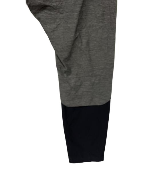 PEARLY GATES（パーリーゲイツ）PEARLY GATES (パーリーゲイツ) ゴルフウェア(パンツ) グレー サイズ:6の古着・服飾アイテム