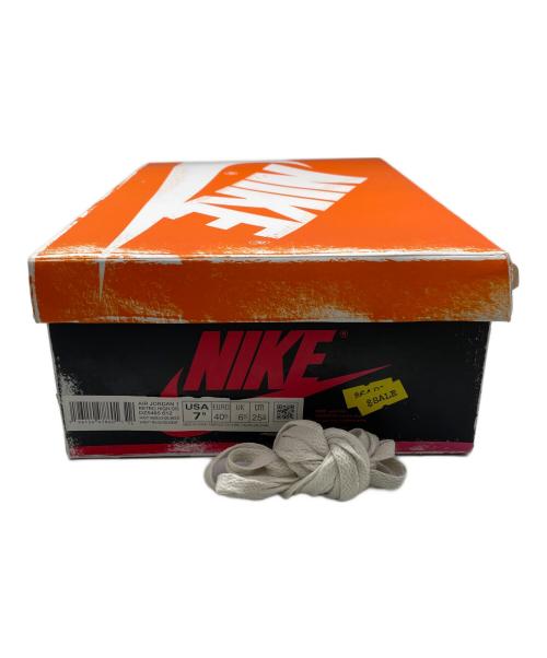 NIKE（ナイキ）NIKE (ナイキ) スニーカー ホワイト×レッド サイズ:25.5の古着・服飾アイテム