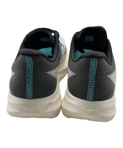 HOKA（ホカ）HOKA (ホカ) ランニングシューズ ホワイト サイズ:25.5の古着・服飾アイテム