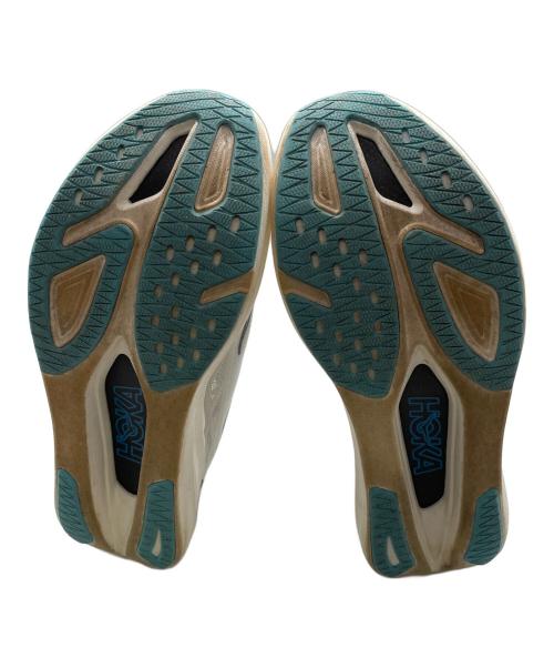 HOKA（ホカ）HOKA (ホカ) ランニングシューズ ホワイト サイズ:25.5の古着・服飾アイテム