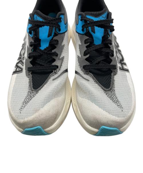 HOKA（ホカ）HOKA (ホカ) ランニングシューズ ホワイト サイズ:25.5の古着・服飾アイテム
