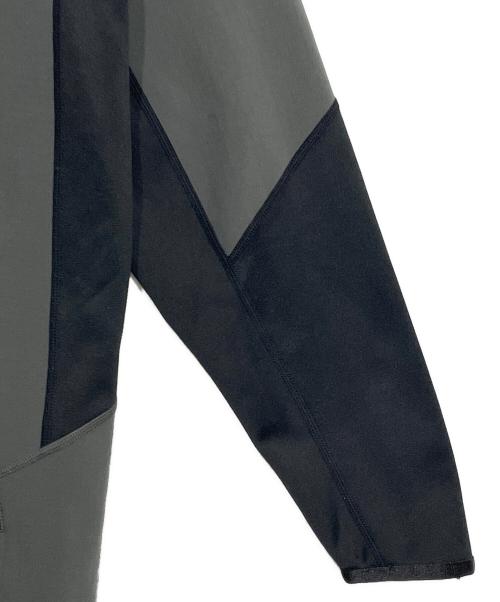 NIKE（ナイキ）NIKE (ナイキ) ジップジャケット グレー×ブラック サイズ:Mの古着・服飾アイテム