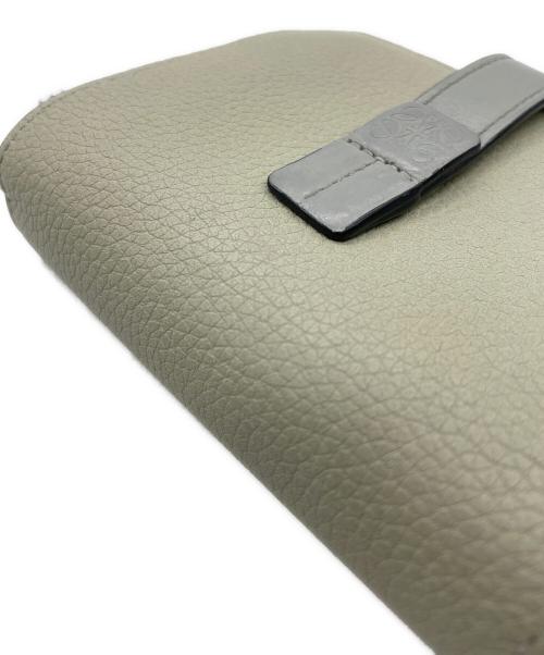 LOEWE（ロエベ）LOEWE (ロエベ) 2つ折り財布の古着・服飾アイテム