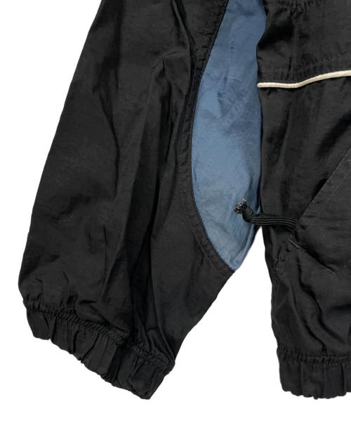 NIKE（ナイキ）NIKE (ナイキ) ナイロンジャケット ブラック×ブルー サイズ:Mの古着・服飾アイテム