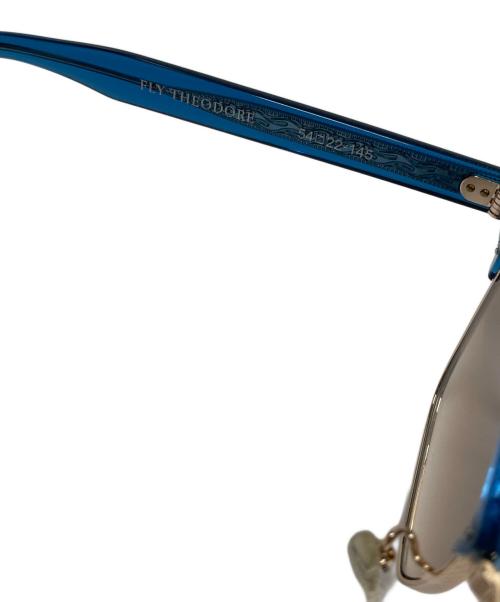 BLACK FLYS（ブラックフライズ）BLACK FLYS (ブラックフライズ) サングラス ブルーの古着・服飾アイテム