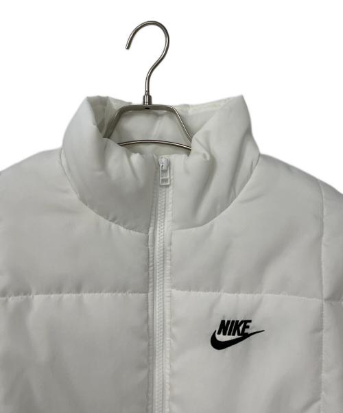 NIKE（ナイキ）NIKE (ナイキ) 中綿ダウンベスト ホワイト サイズ:Mの古着・服飾アイテム