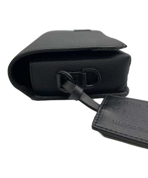 LOUIS VUITTON（ルイ ヴィトン）LOUIS VUITTON (ルイ ヴィトン) ショルダーバッグ ブラックの古着・服飾アイテム