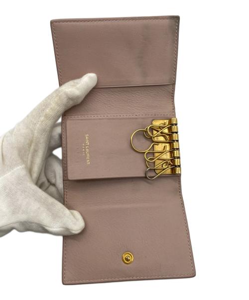 Saint Laurent Paris（サンローランパリ）Saint Laurent Paris (サンローランパリ) キーケース ピンクの古着・服飾アイテム