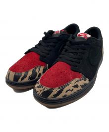 NIKE（ナイキ）の古着「ローカットスニーカー」｜ブラック×レッド