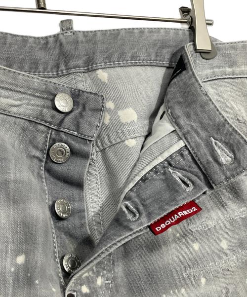 DSQUARED2（ディースクエアード）DSQUARED2 (ディースクエアード) ダメージ加工デニムパンツ グレー サイズ:48の古着・服飾アイテム