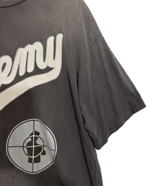 SAINT MICHAEL（セントマイケル）SAINT MICHAEL (セントマイケル) PUBLIC ENEMY (パブリック エネミー) Tシャツ チャコールグレー サイズ:Lの古着・服飾アイテム