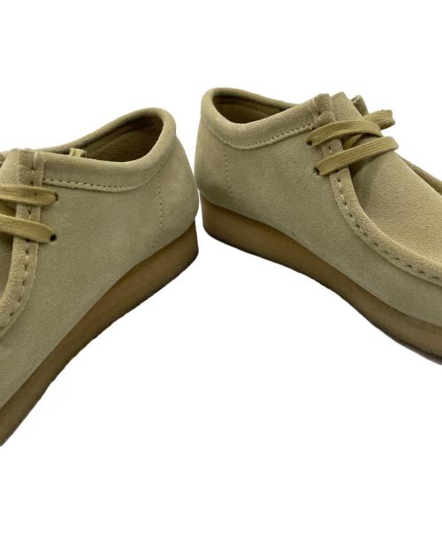 CLARKS（クラークス）CLARKS (クラークス) ワラビーシューズ ベージュ サイズ:27の古着・服飾アイテム