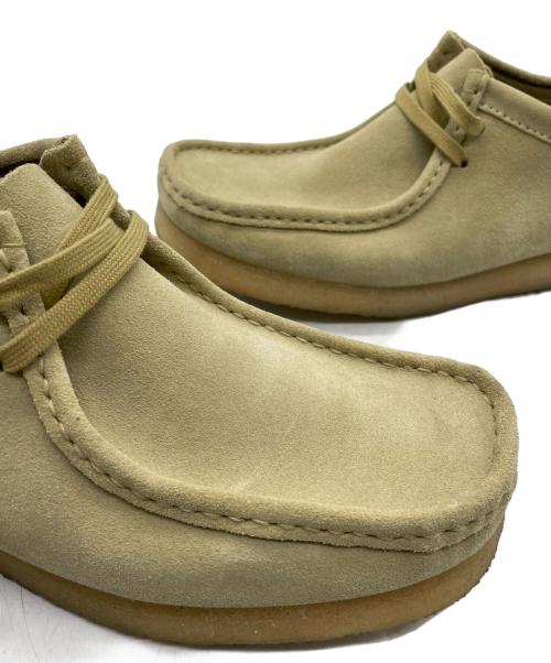 CLARKS（クラークス）CLARKS (クラークス) ワラビーシューズ ベージュ サイズ:27の古着・服飾アイテム