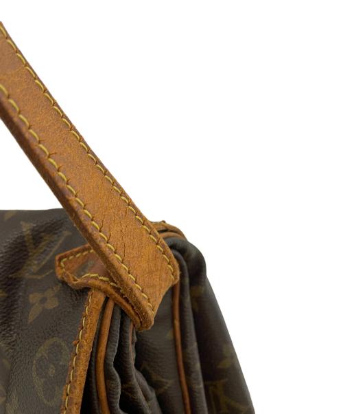 LOUIS VUITTON（ルイ ヴィトン）LOUIS VUITTON (ルイ ヴィトン) ショルダーバッグ グリーンの古着・服飾アイテム