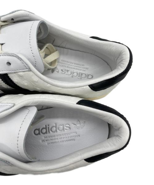 adidas（アディダス）adidas (アディダス) スニーカー ホワイト サイズ:25.5の古着・服飾アイテム