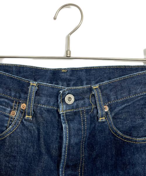 LEVI'S（リーバイス）LEVI'S (リーバイス) シンチバックセルビッチデニムパンツ インディゴ サイズ:71㎝(W28)の古着・服飾アイテム