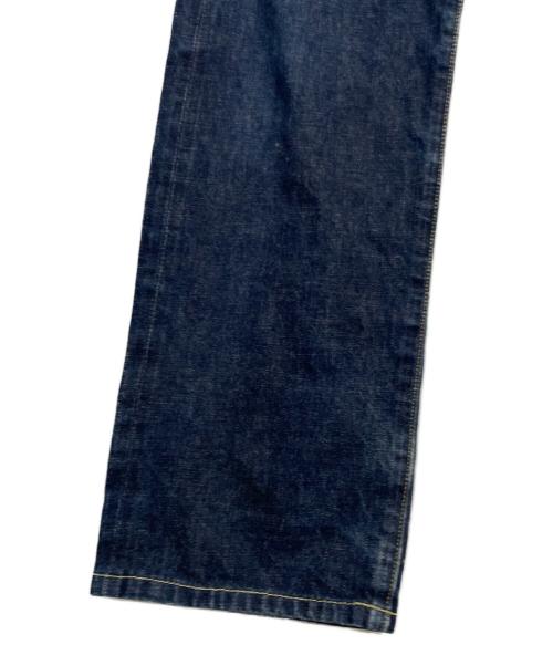LEVI'S（リーバイス）LEVI'S (リーバイス) シンチバックセルビッチデニムパンツ インディゴ サイズ:71㎝(W28)の古着・服飾アイテム