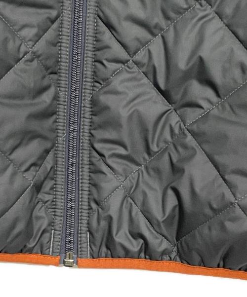 Patagonia（パタゴニア）Patagonia (パタゴニア) フード付ダウンジャケット ネイビー サイズ:Lの古着・服飾アイテム