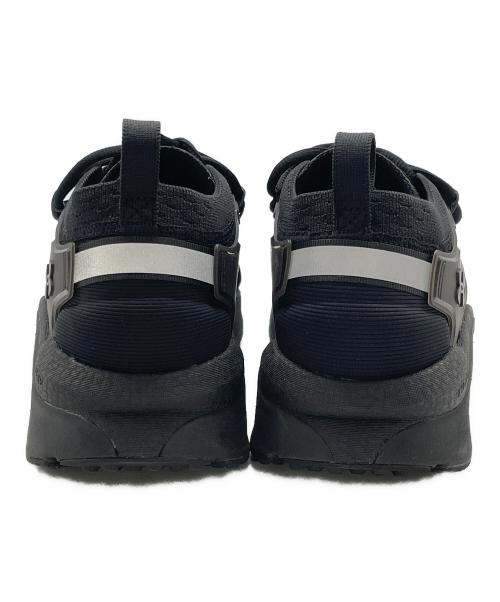 UNDER ARMOUR（アンダーアーマー）UNDER ARMOUR (アンダーアーマー) ローカットスニーカー ブラック サイズ:28.5の古着・服飾アイテム