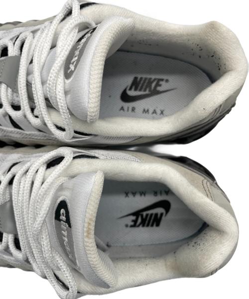 NIKE（ナイキ）NIKE (ナイキ) スニーカー グレー サイズ:27.5の古着・服飾アイテム