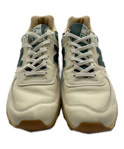 NEW BALANCE（ニューバランス）NEW BALANCE (ニューバランス) the apartment (ジ アパートメント) スニーカー ベージュ×グリーン サイズ:27.5の古着・服飾アイテム