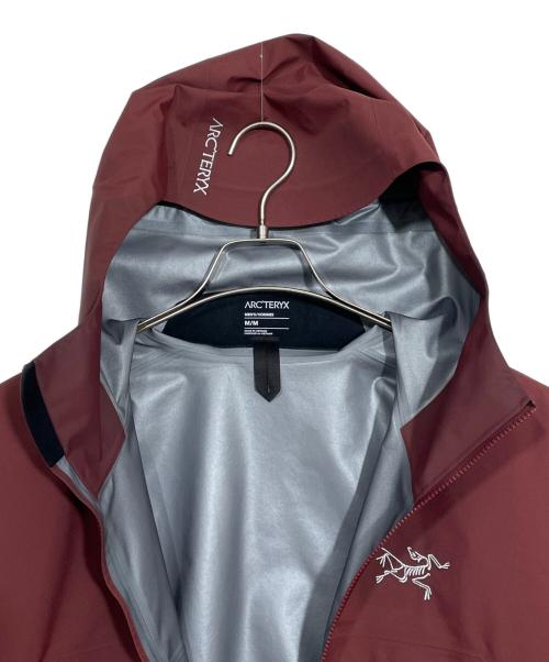 ARC'TERYX（アークテリクス）ARC'TERYX (アークテリクス) マウンテンパーカー エンジ サイズ:Mの古着・服飾アイテム