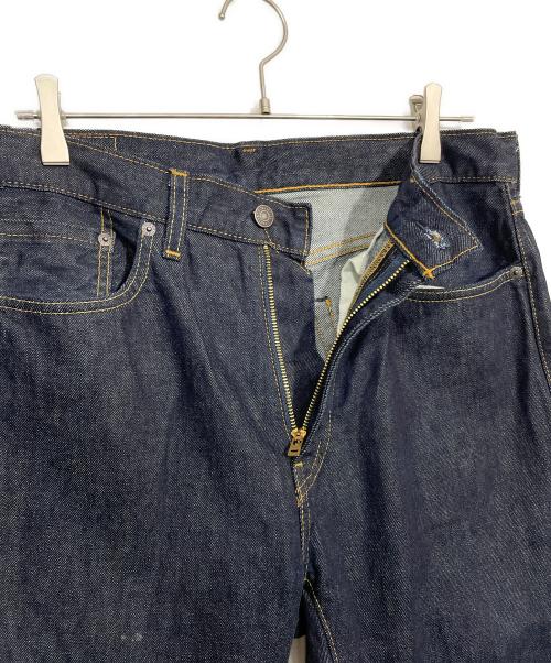 LEVI'S（リーバイス）LEVI'S (リーバイス) ストレートデニムパンツ インディゴ サイズ:W33の古着・服飾アイテム