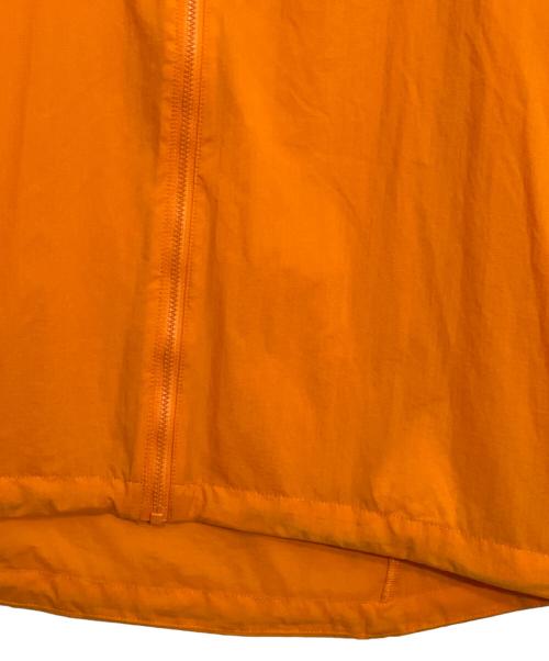 ARC'TERYX（アークテリクス）ARC'TERYX (アークテリクス) ナイロンジャケット オレンジ サイズ:Sの古着・服飾アイテム