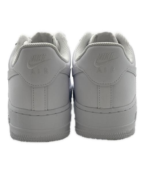 NIKE（ナイキ）NIKE (ナイキ) ローカットスニーカー ホワイト サイズ:26.5の古着・服飾アイテム